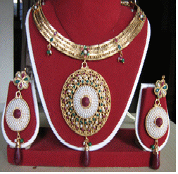 Manufacturers Exporters and Wholesale Suppliers of Necklaces DHURI (INDIA) Punjab